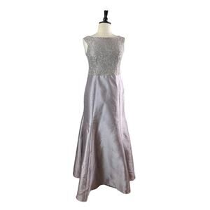 Ignite Evenings Ballgown Sequin Lace Satin Sleeveless Floor Length Women Size 16